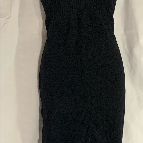 That little black dress 😙 - Picture 4 of 4